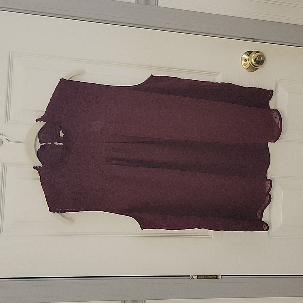 Burgundy sleeveless top